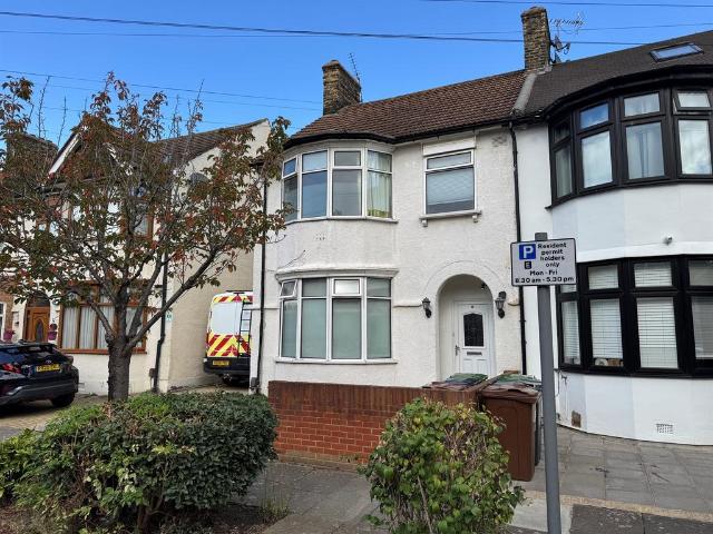 House for sale in Thames View, Greater London