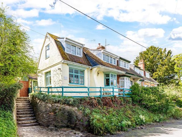 House for sale in Ogbourne St George, Isle Of Man
