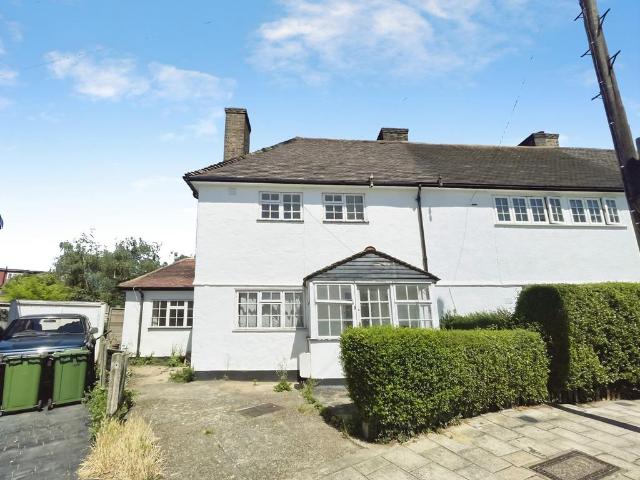 House for sale in Well Hall, Greater London