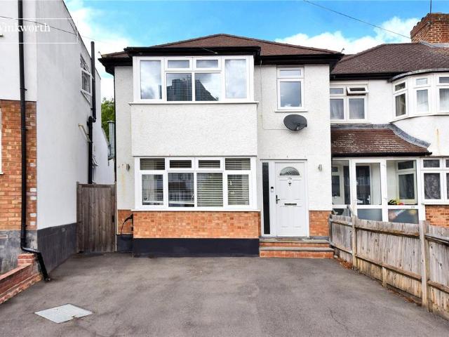 House for sale in Greater London