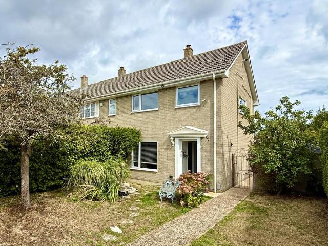 House for sale in Stanpit, Christchurch