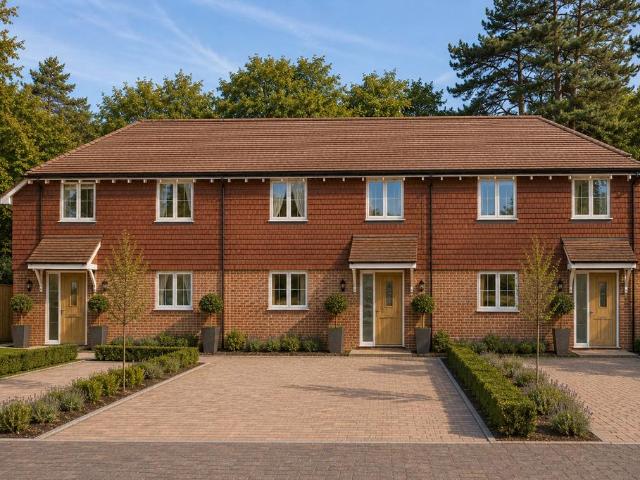 House for sale in Fole, Surrey