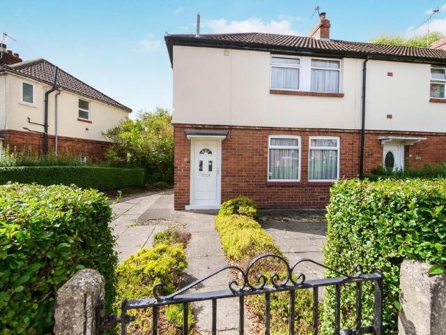 House for sale in High Field, York