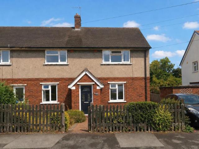House for sale in Ruabon, Wales
