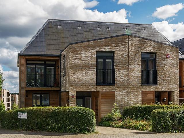 House for sale in High Barnet, Greater London