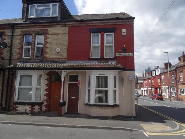 House for sale in Harehills, West Yorkshire