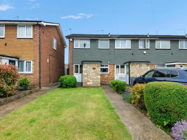 House for sale in London Borough of Hounslow, Greater London