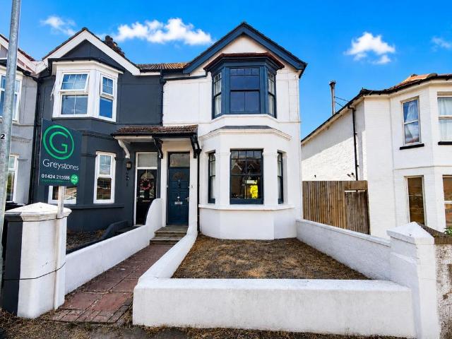 House for sale in Sidley, Heathlands