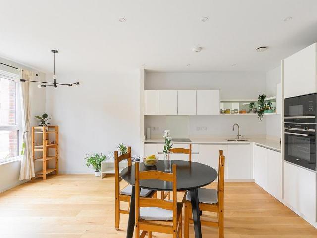 House for sale in Hangar District, Patchway