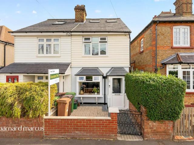 House for sale in The Hamptons, Greater London
