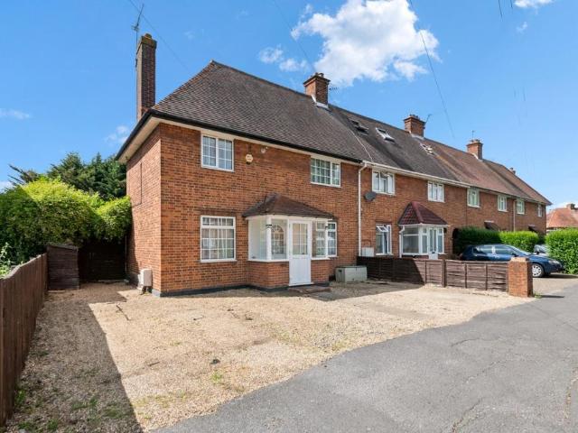 House for sale in Hayes, Greater London