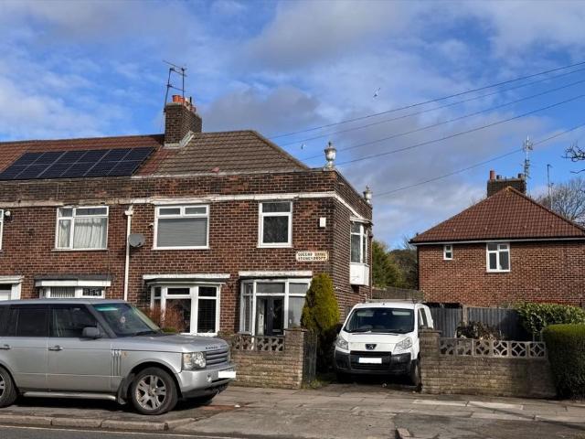 House for sale in Sandfield Park, Calderstones