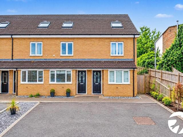 House for sale in Wayfield, Chatham
