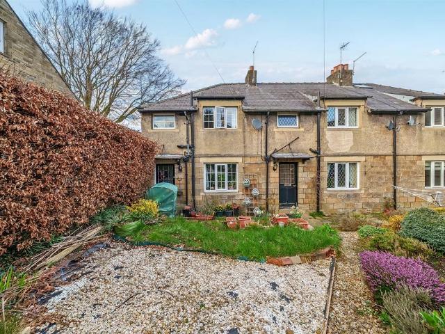 House for sale in Bramhope, West Yorkshire