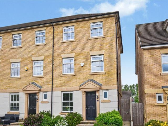 House for sale in Garforth, West Yorkshire