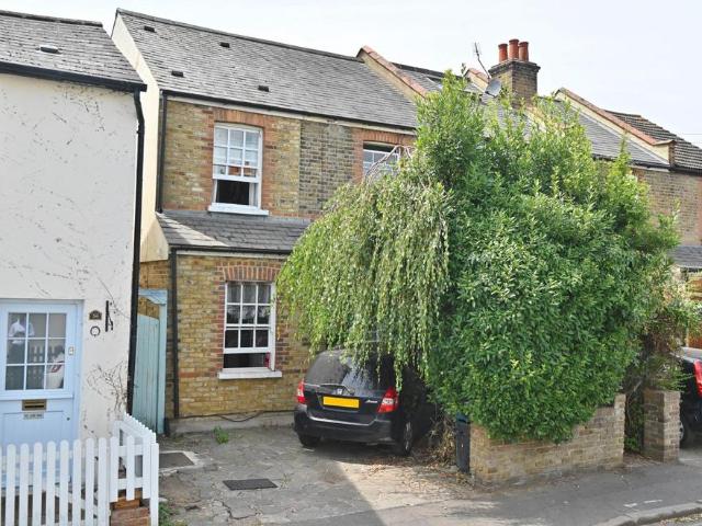 House for sale in Strawberry Hill, Greater London