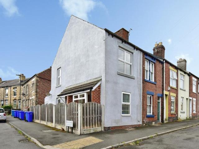 House for sale in Lower Walkley, Sheffield