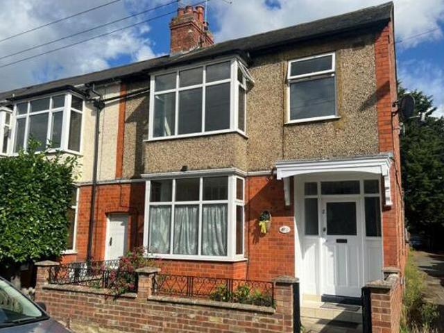 House for sale in Northampton, Northamptonshire