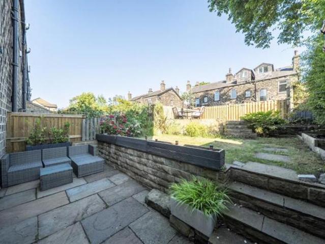 Cottage for sale in Farsley, West Yorkshire