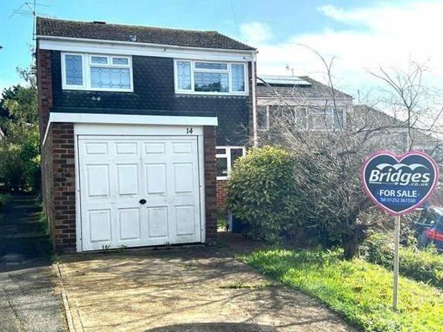 House for sale in Aldershot, Hampshire
