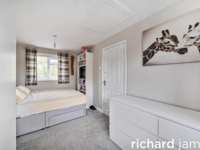 Cottage for sale in Abbey Mead, Swindon