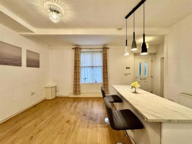 Cottage for sale in Huddersfield, West Yorkshire