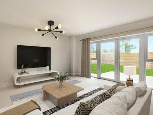 House for sale in Ascot