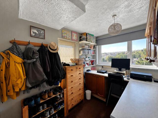 Cottage for sale in Mount Wise