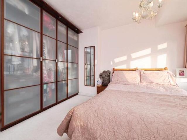 Cottage for sale