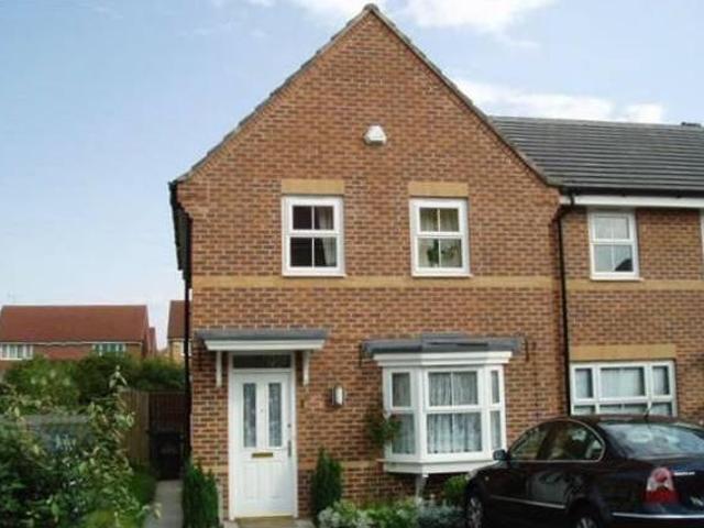 House for sale in Froggatt, East Midlands