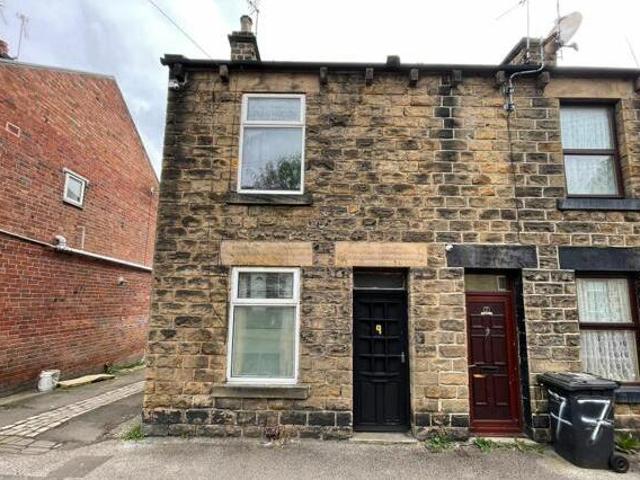 House for sale in Kingstone, Barnsley