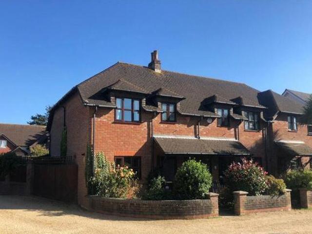 House for sale in Old Milton, Ashurst Bridge