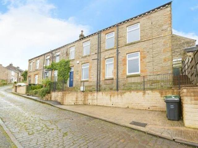 House for sale in Batley, West Yorkshire