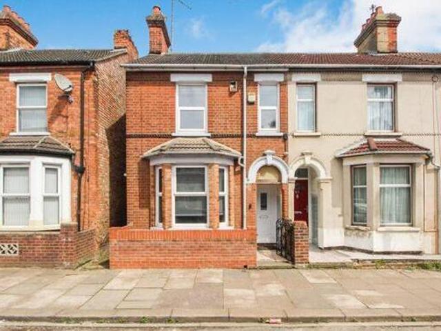 House for sale in Bedford, England