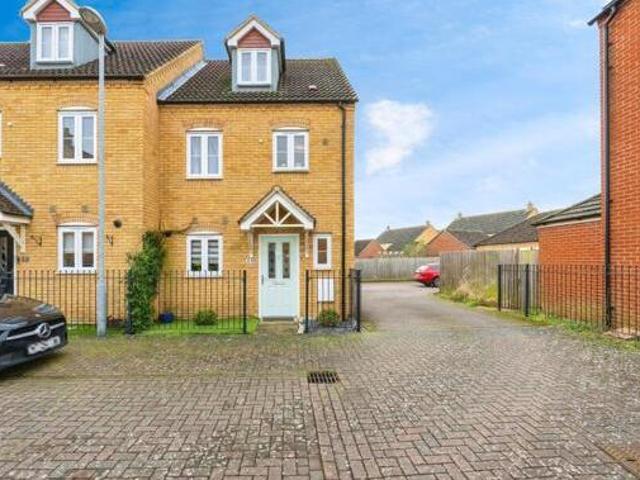 House for sale in Bedford