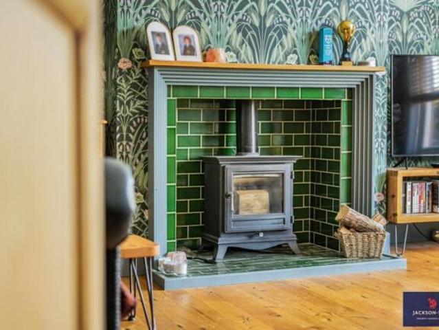 Cottage for sale in Northampton, Northamptonshire
