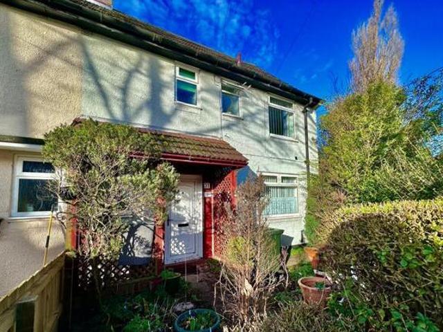 House for sale in Newcastle-under-Lyme, Staffordshire