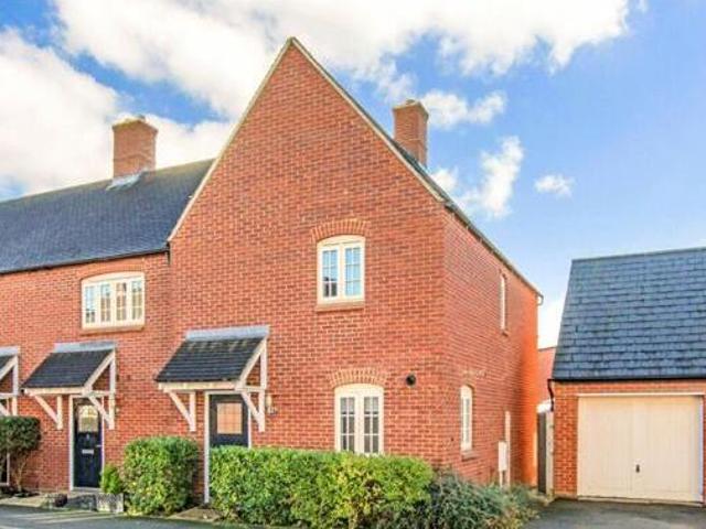 House for sale in Radstone Fields, Brackley