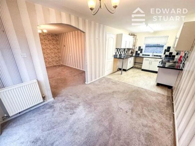 Cottage for sale in Hampton Green, Cambridgeshire