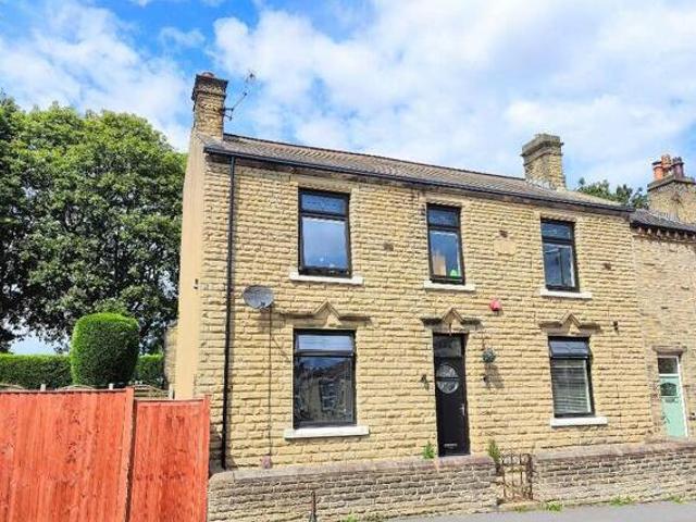 House for sale in Brookfoot, Brighouse