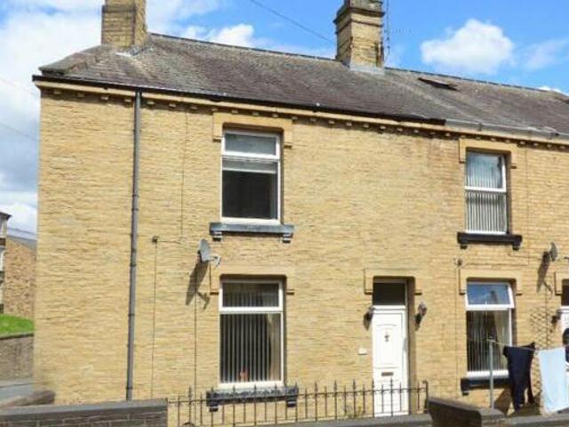 House for sale in Thornhills, Brighouse