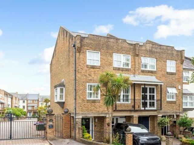 House for sale in East Sussex