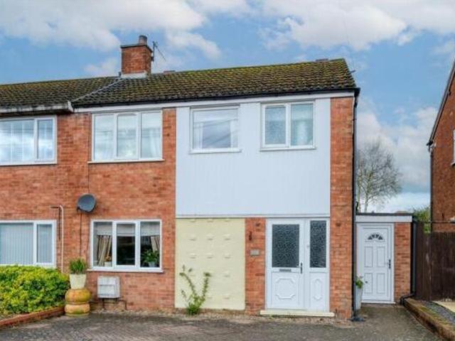 House for sale in Lydiate Ash, Bromsgrove