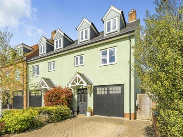 House for sale in Buckingham, Buckinghamshire