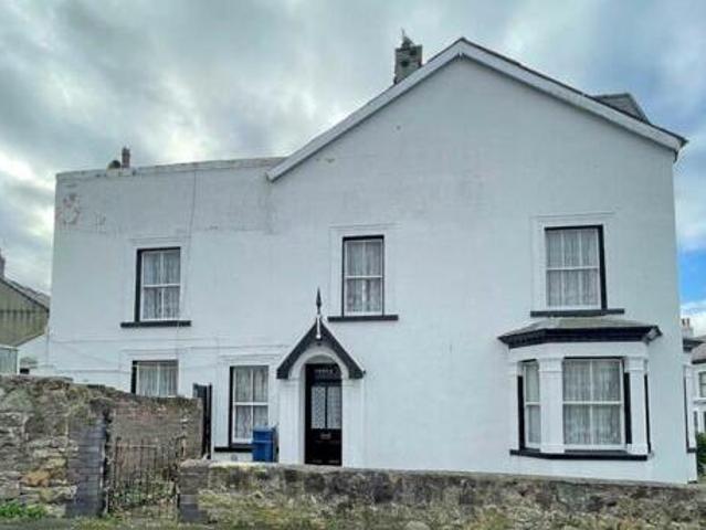 House for sale in Caernarfon