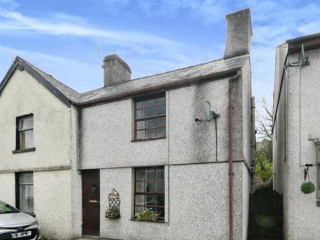 House for sale in Caernarfon, Wales