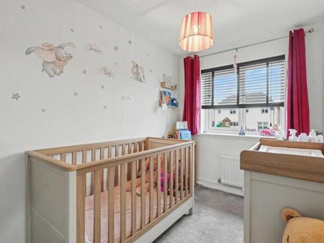 Cottage for sale in Uddingston, Scotland