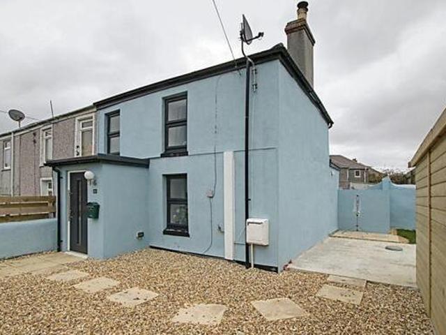 House for sale in Roseworthy, Cornwall