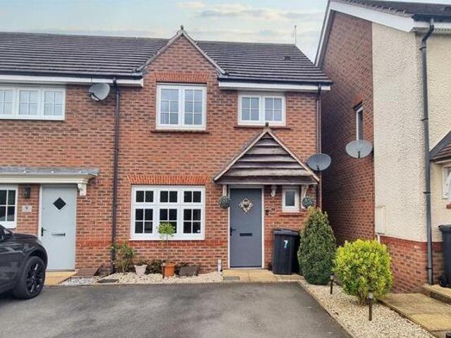 House for sale in Camp Hill, Warwickshire
