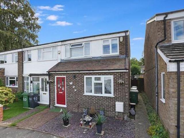 House for sale in Chatham Docks, Chatham